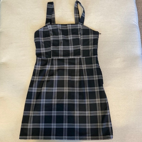 H&M Black and white tank top mini dress - Picture 1 of 3